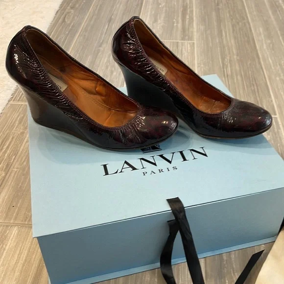 Lanvin burgundy patent wedge ballet shoes, size 38 (8 us) - Picture 2 of 8